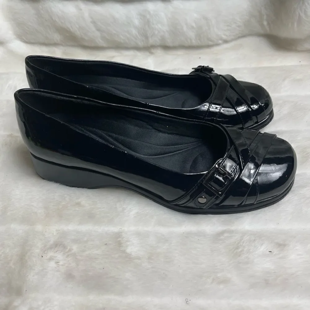 Naturalizer black patent faux leather slip on wedge shoes size 11 gently used.